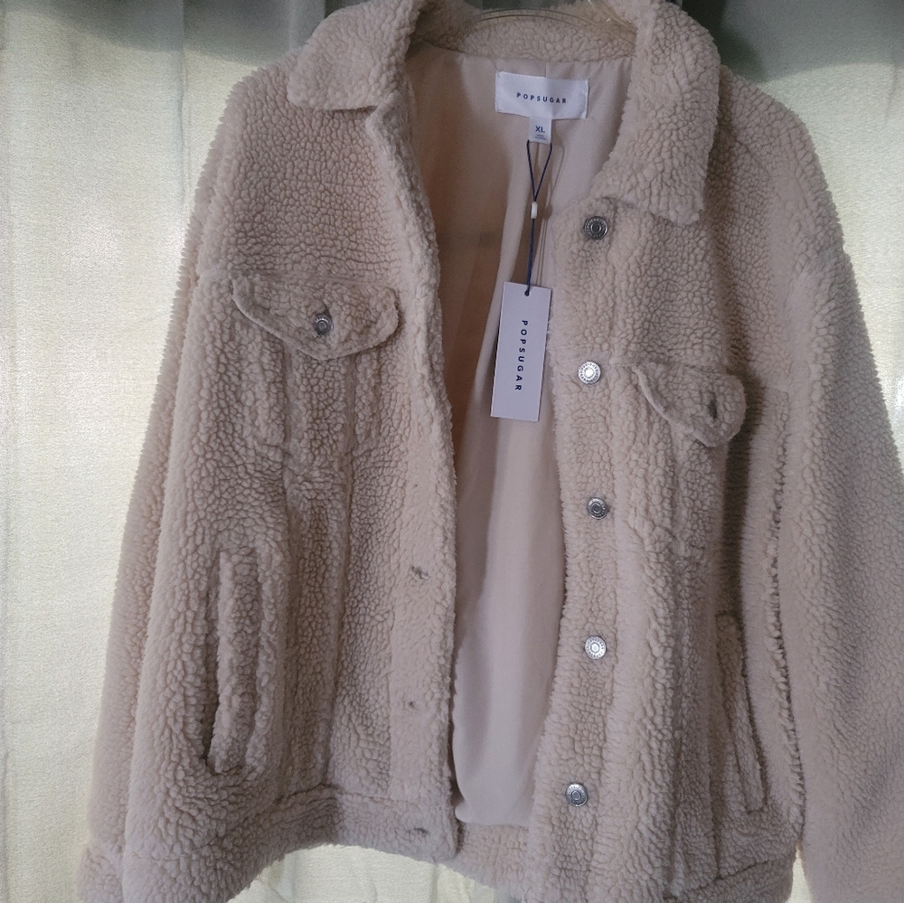 Lightweight jacket